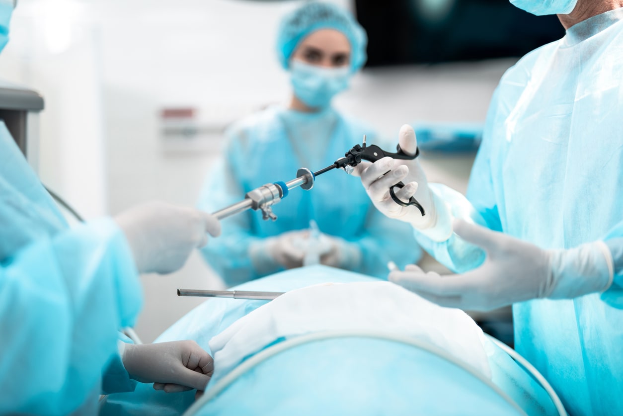 medical devices used by doctors during a spine surgery